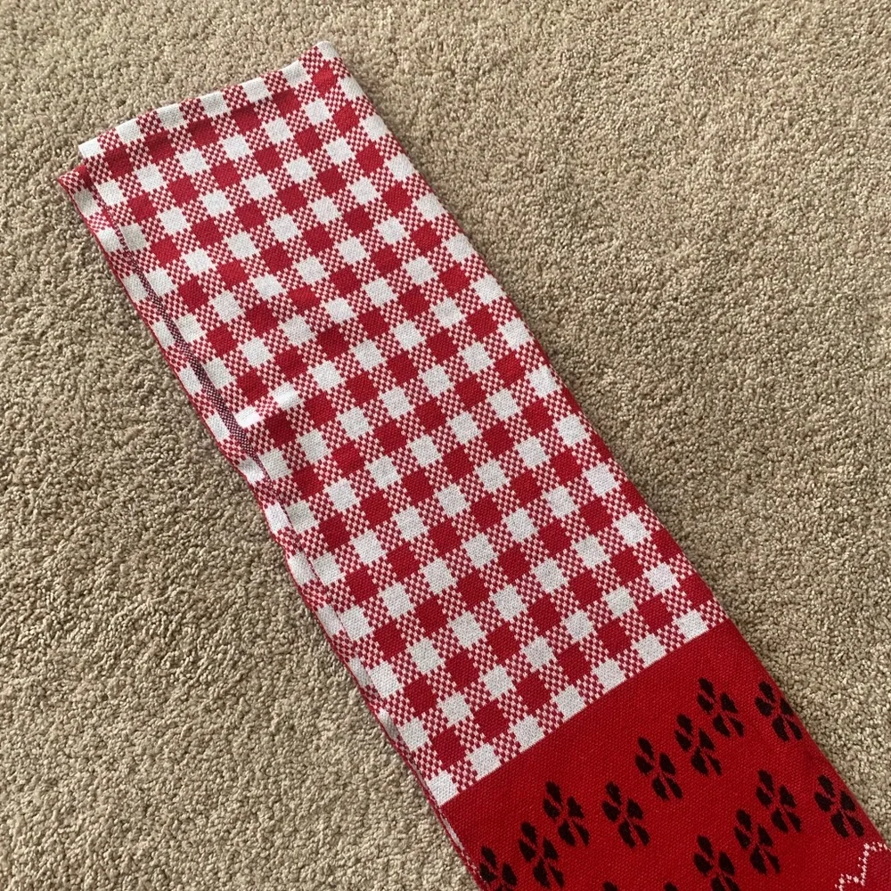 VENIROC Red/White Cashmere Checkered Long Scarf Farmhouse Teddy Bear Design